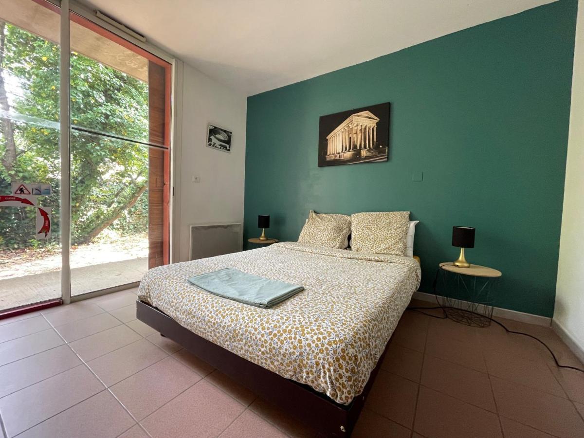 Auberge De Jeunesse Hi Nîmes Kültér fotó